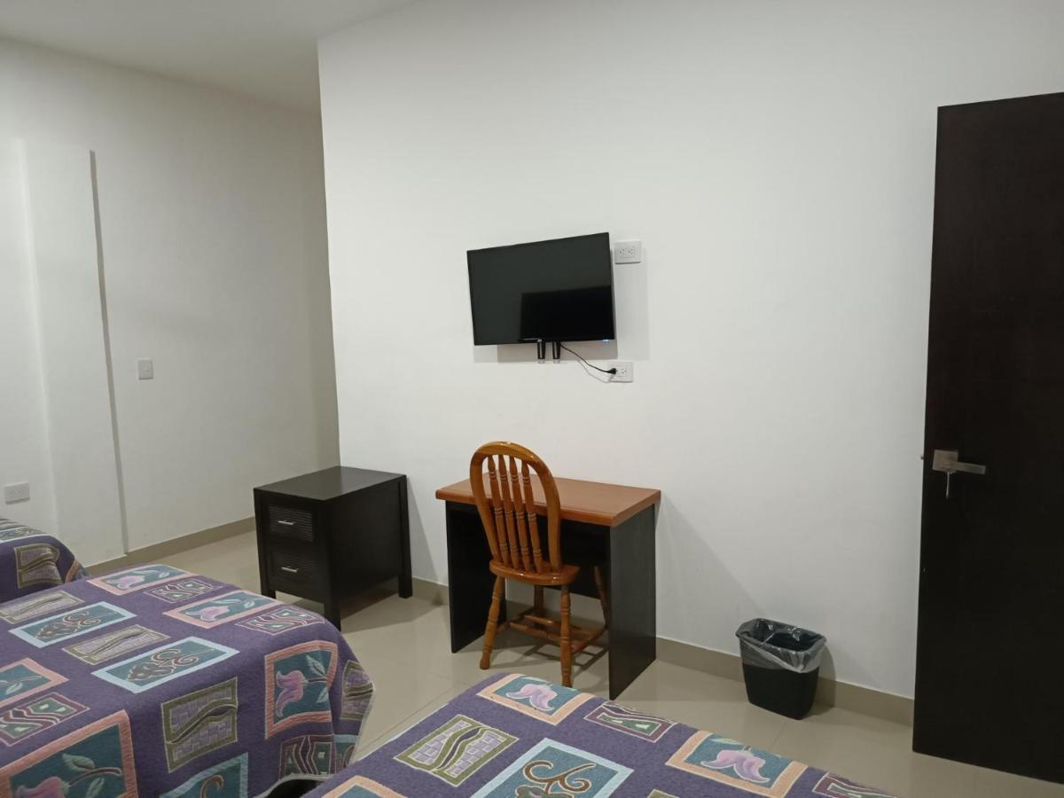 Hotel Romo Los Mochis Esterno foto